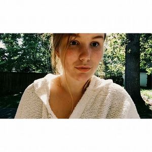 Meet your Posher, Julia